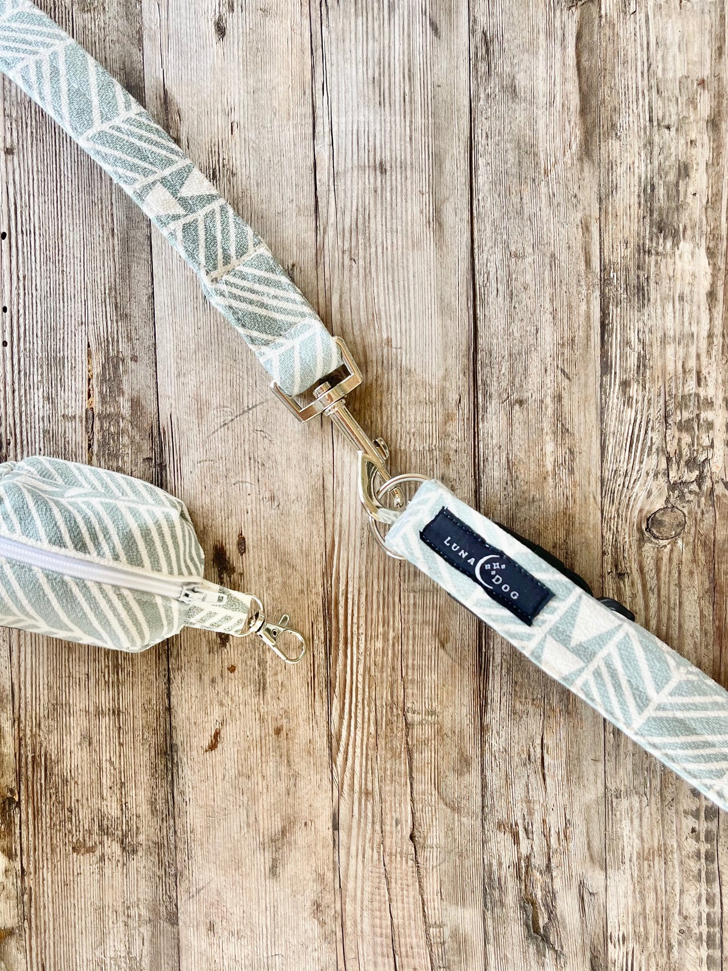 Baggy Dispenser Pouch